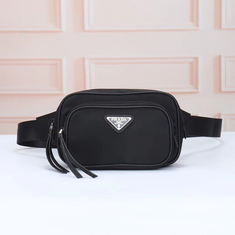 Pra*a waist & chest packs